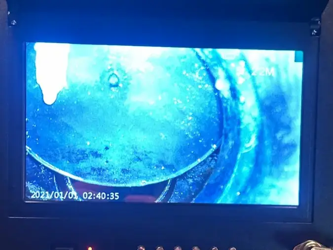 Sewer camera inspection screen for sewer line service